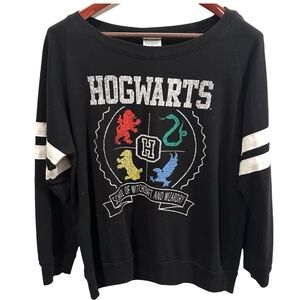 Hogwarts Sweatshirt 2XL